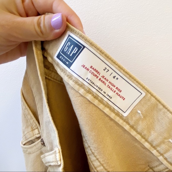 Gap High Rise Barrel Jeans - Picture 3 of 6